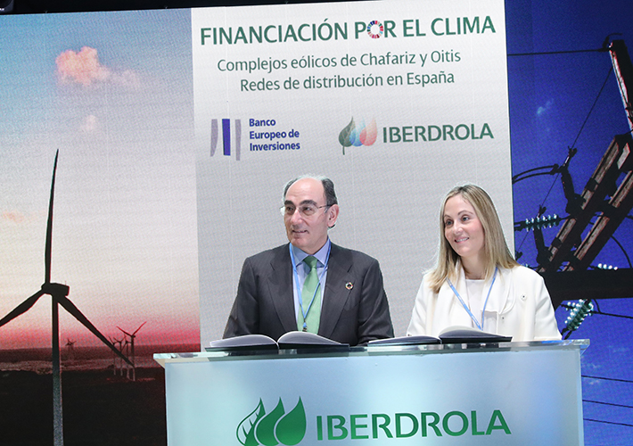 Foto COP25: el BEI e Iberdrola firman dos acuerdos de financiación por 690 millones de euros para proyectos de energías renovables en Brasil y nueva digitalización de redes eléctricas en España.